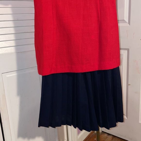 Double Breasted Red Skirt Set - Size 12 - Picture 5 of 12